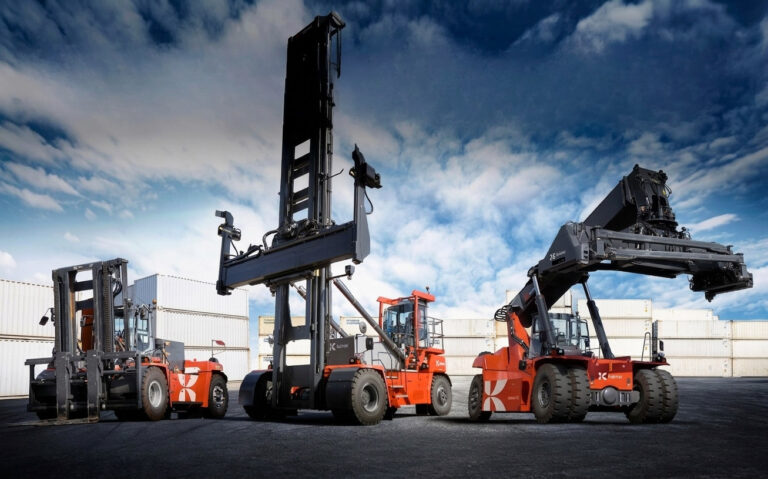 Kalmar - vysokotonážní manipulační technika pro průmysl a logistiku